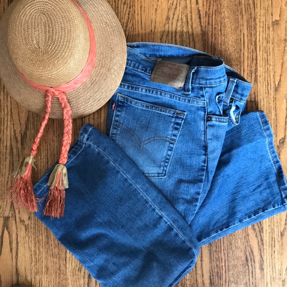 REDUCED Levi’s Women’s 515 Zippered Fly